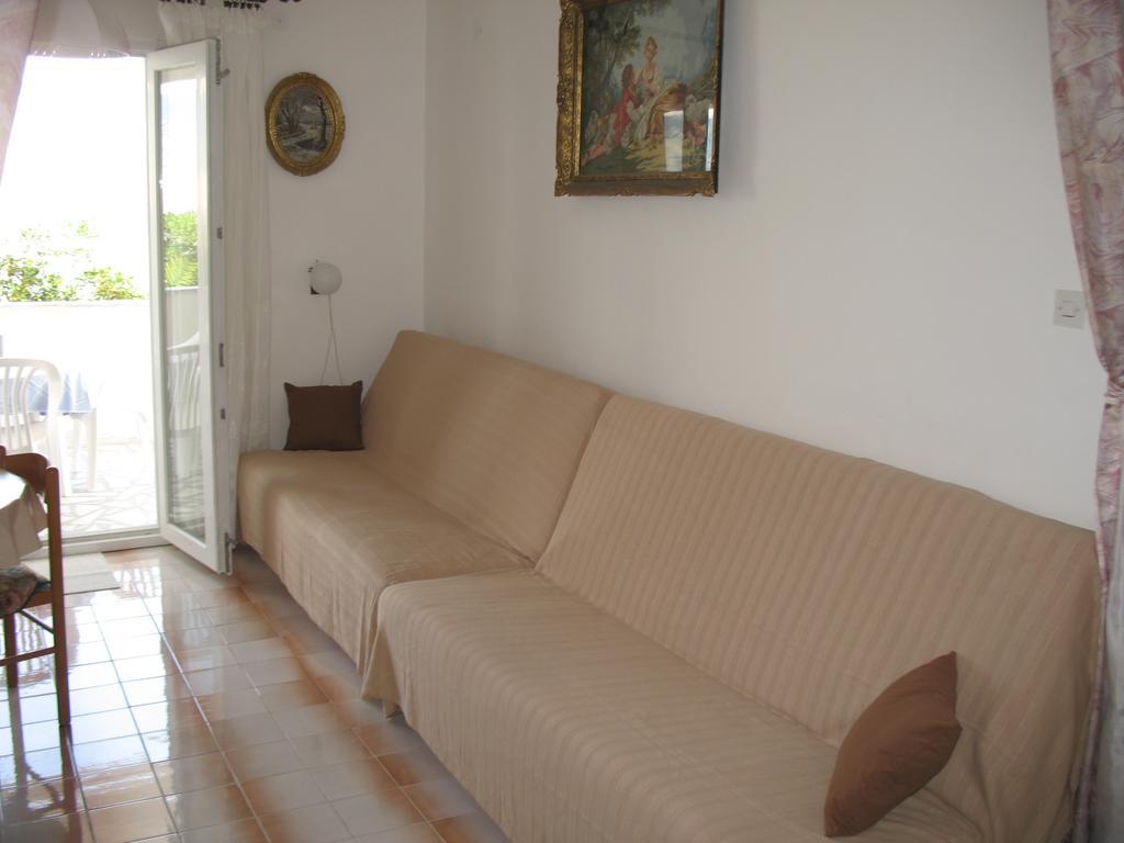 Apartments Vera Pag Town Room photo